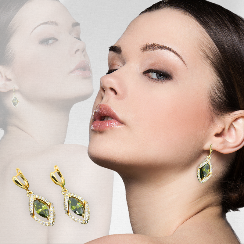 Stella 18K Yellow Gold Green Peridot Pendant & Earrings Set For Women