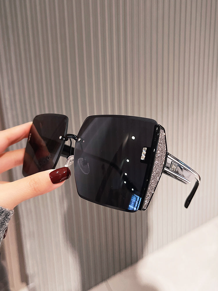 2023 Hot Summer Large Frame Square Anti-ultraviolet High Fashion Women Glasses