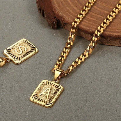 Unisex Necklace Customized 26 Letters Gold Plated Pendant Cuban Curb Chain